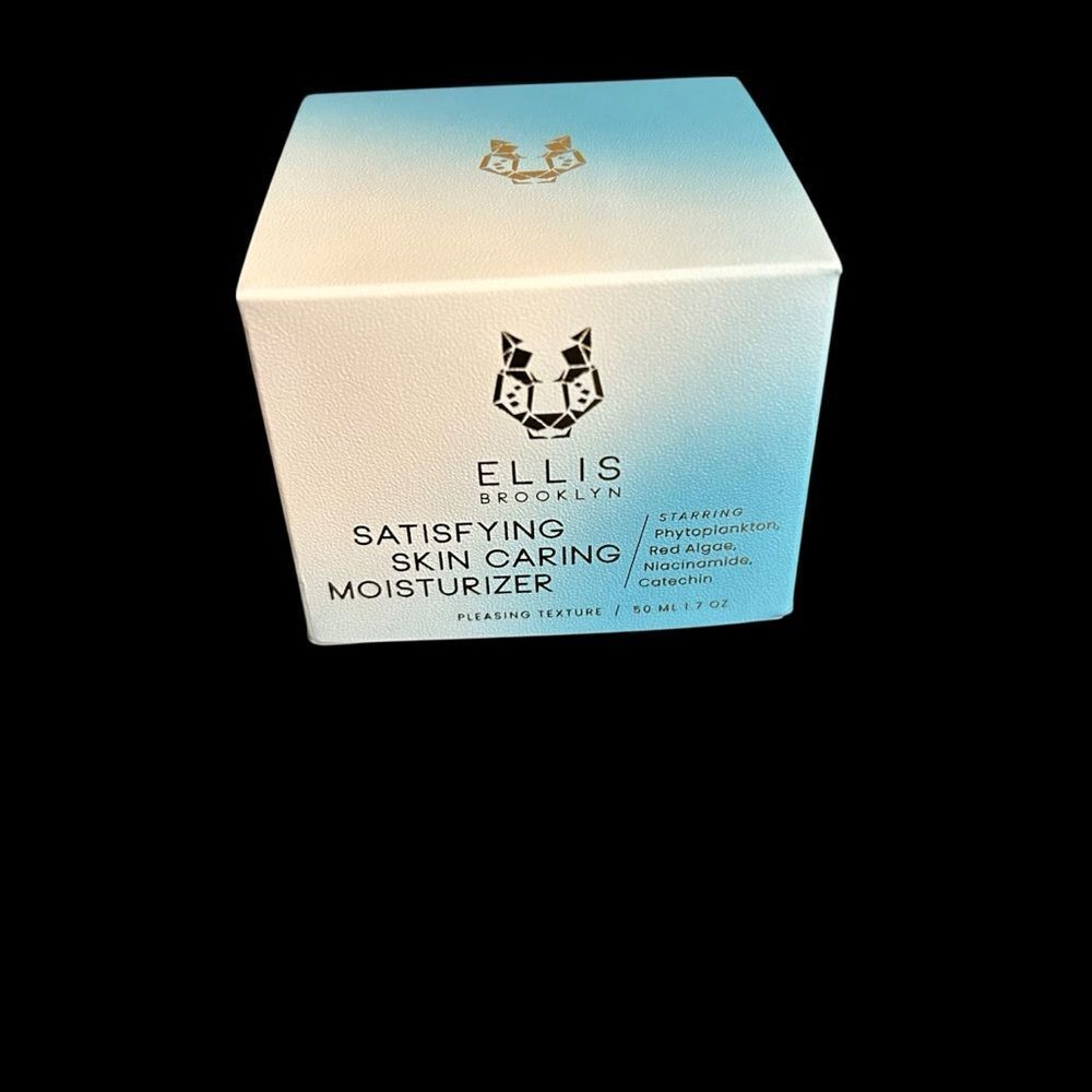 Ellis Brooklyn Satisfying Skin Caring
MOISTURIZER NIB